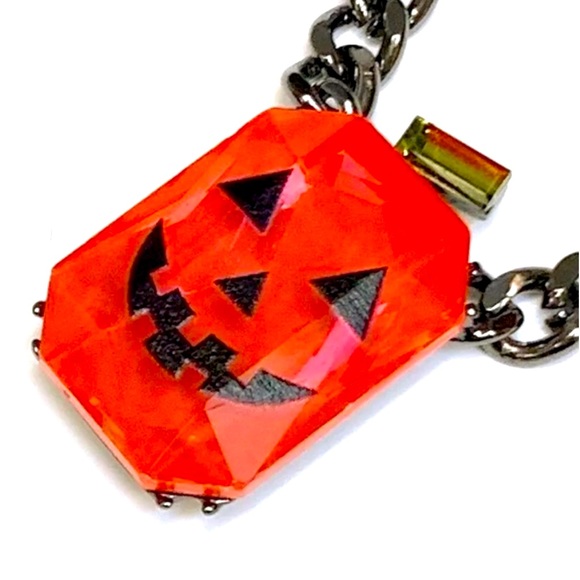 New Betsey Johnson RICH WITCH PUMPKIN NECKLACE - Picture 1 of 8
